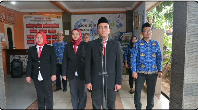 Ketua dan Anggota Bawaslu dan Panwascam